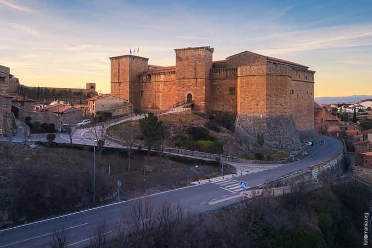 Castillo de Mora de Rubielos (drone)