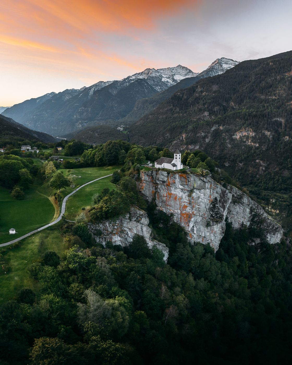 Chiesa di San Martino a Calonico, Switzerland