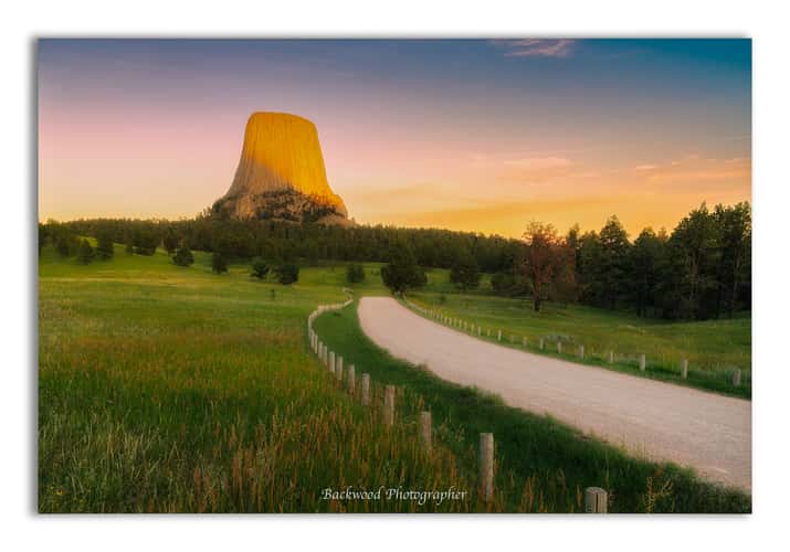 Devils tower west road