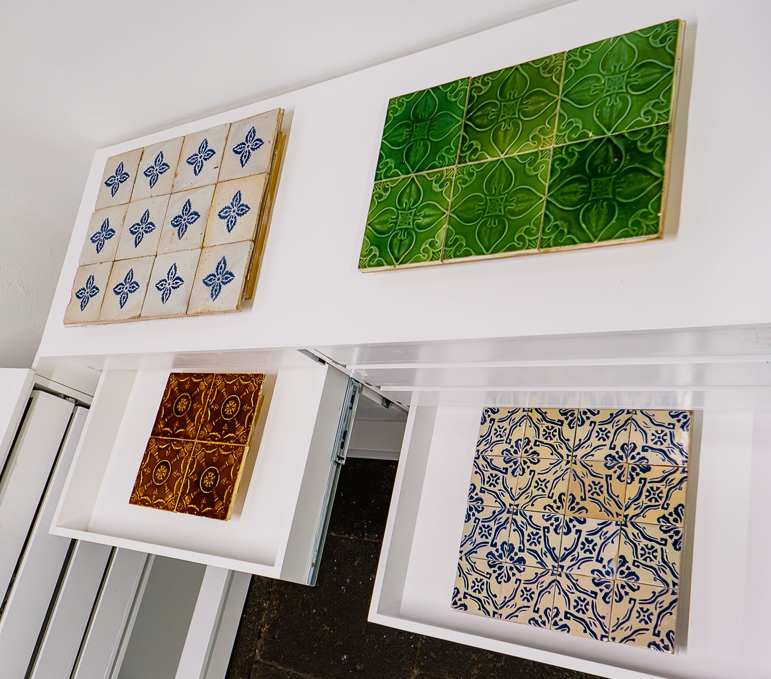 Exposição de azulejos, Portugal