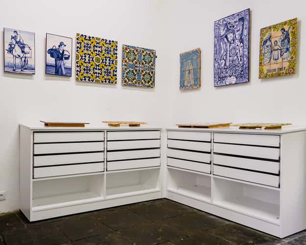 Exposição de azulejos