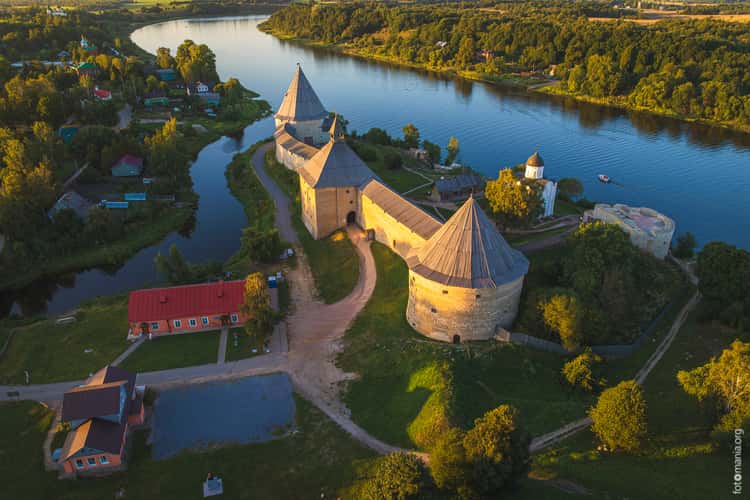 Fortress in Staraya Ladoga (drone)