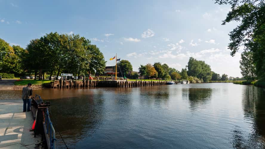 Gräpel Ferry