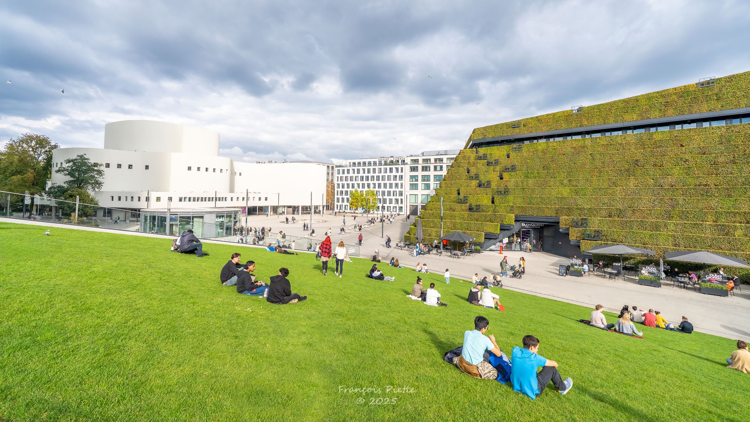 Gustaf-Gründgens-Platz, Germany