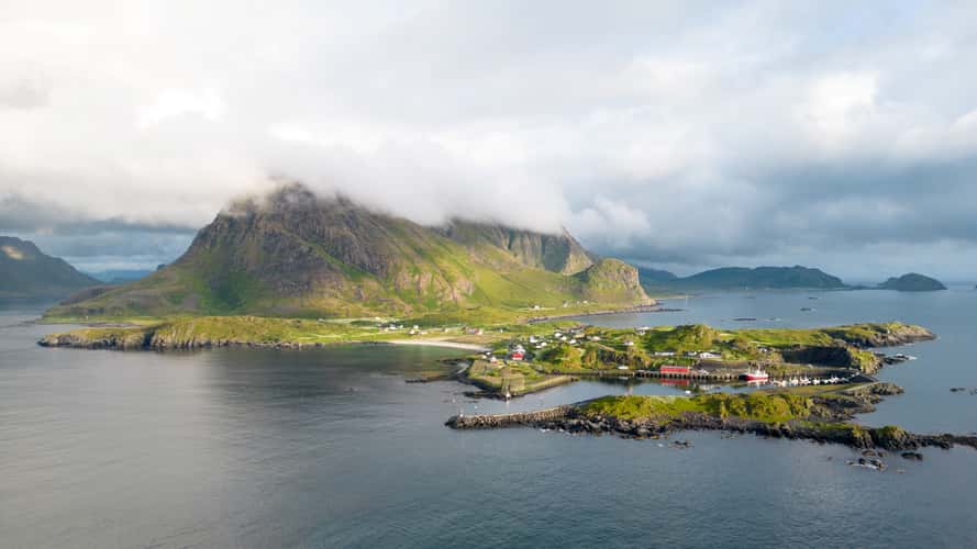 Hovden, Nordland
