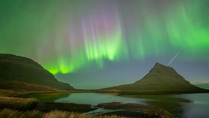 Kirkjufell Viewpoint - another view
