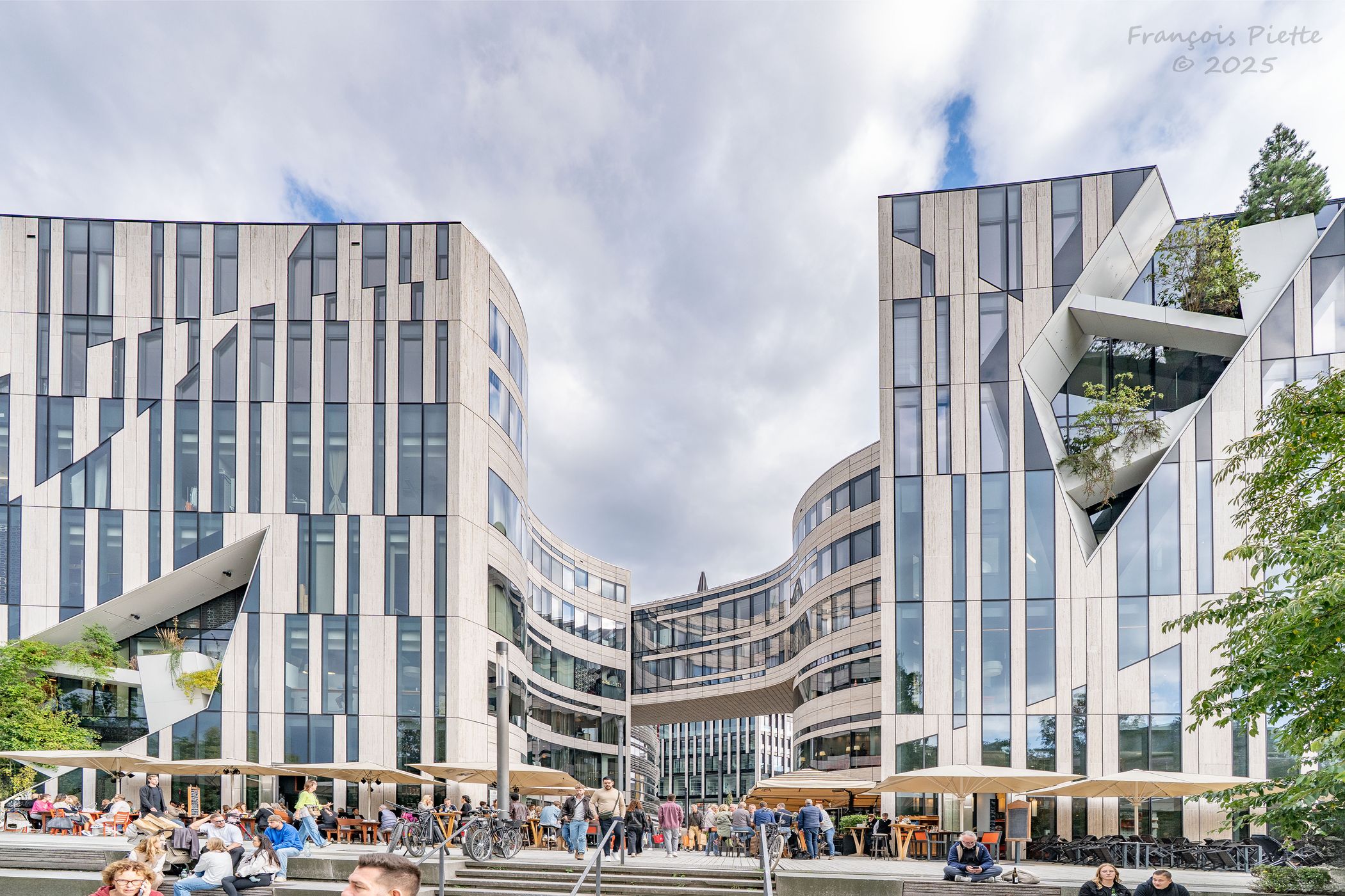 Kö-Bogen, Düsseldorf, Germany