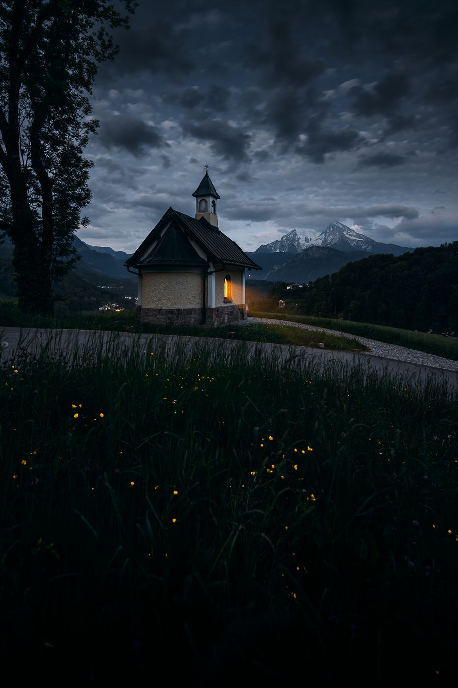 Kirchleitn chapel in front of Watzmann (Berchtesgaden), Germany