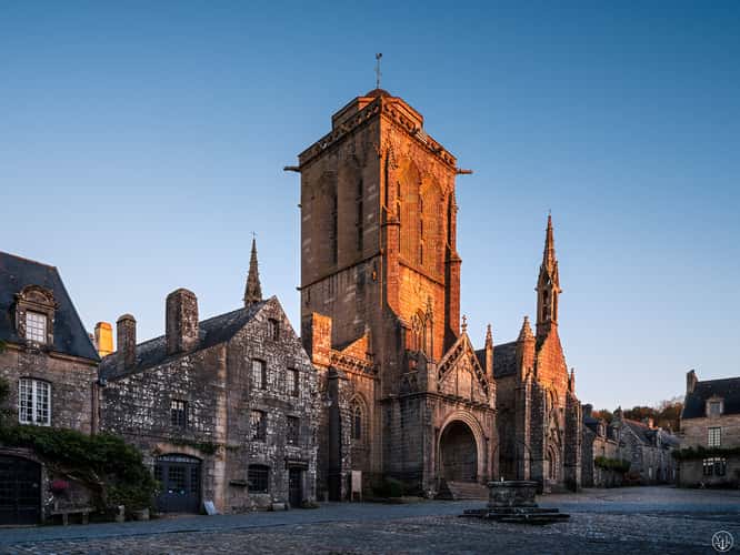 Locronan