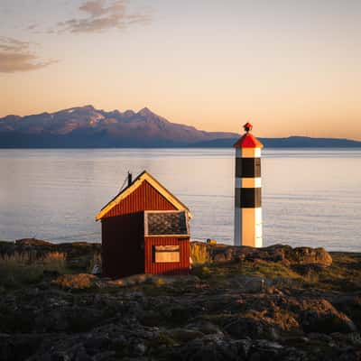 Lyngstuva fyr Front, Norway