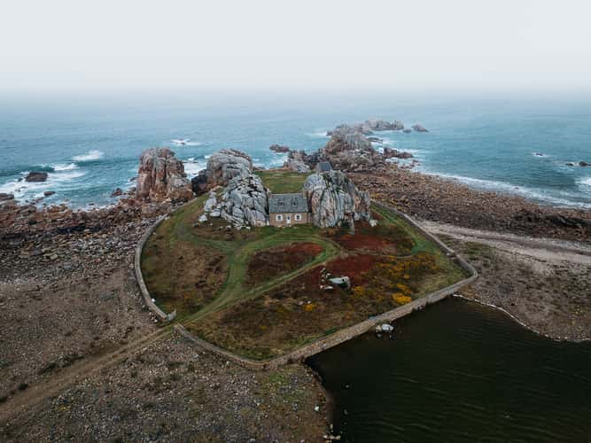 Maison du Gouffre (Drone)