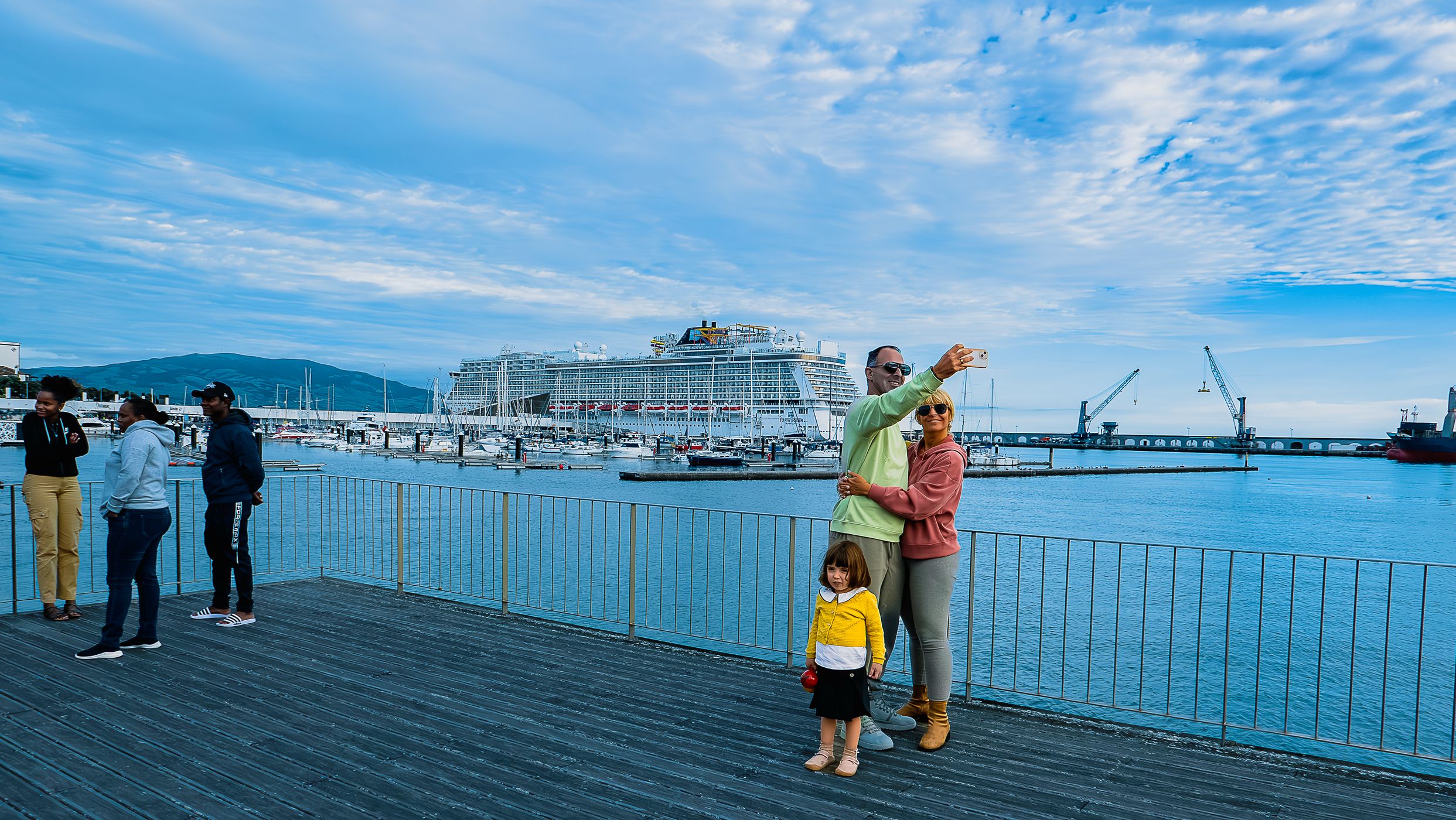 Marina de Ponta Delgada e Porto de navios de cruzeiros, Portugal