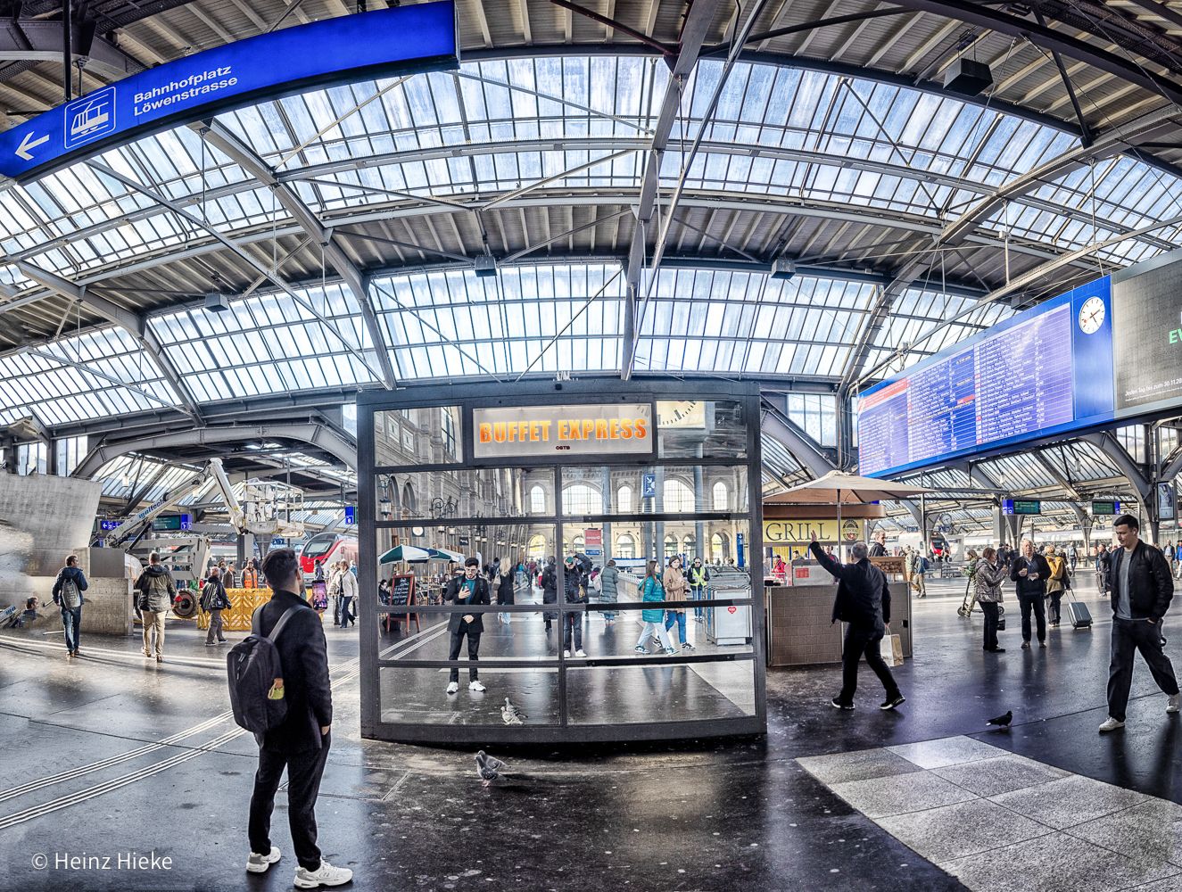 Meetingpoint, Switzerland