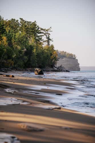 Mosquito Beach, Chapel Loop