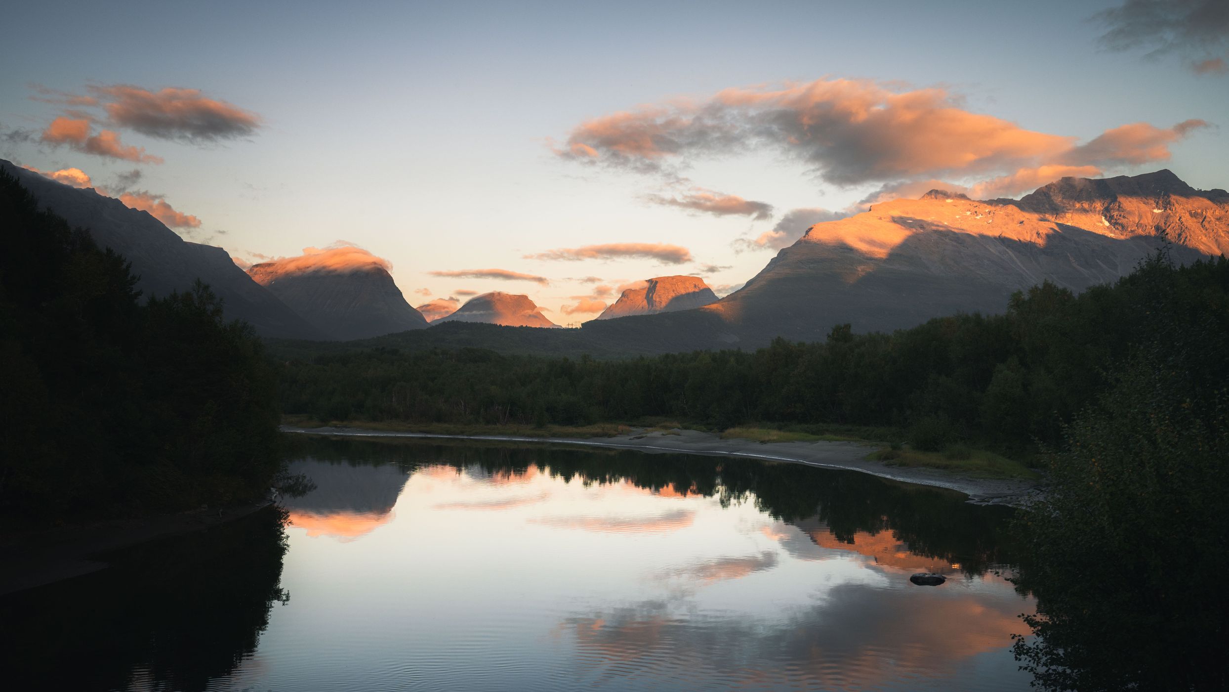 Oteren, Signaldalelva, Norway