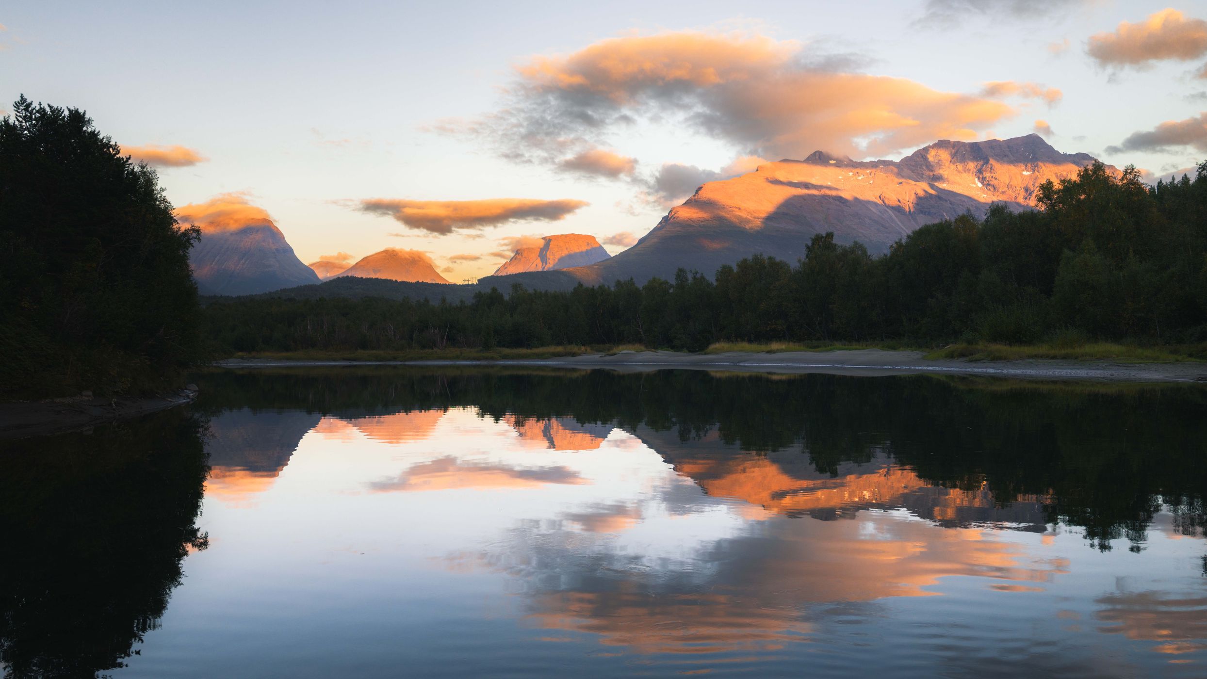 Oteren, Signaldalelva, Norway