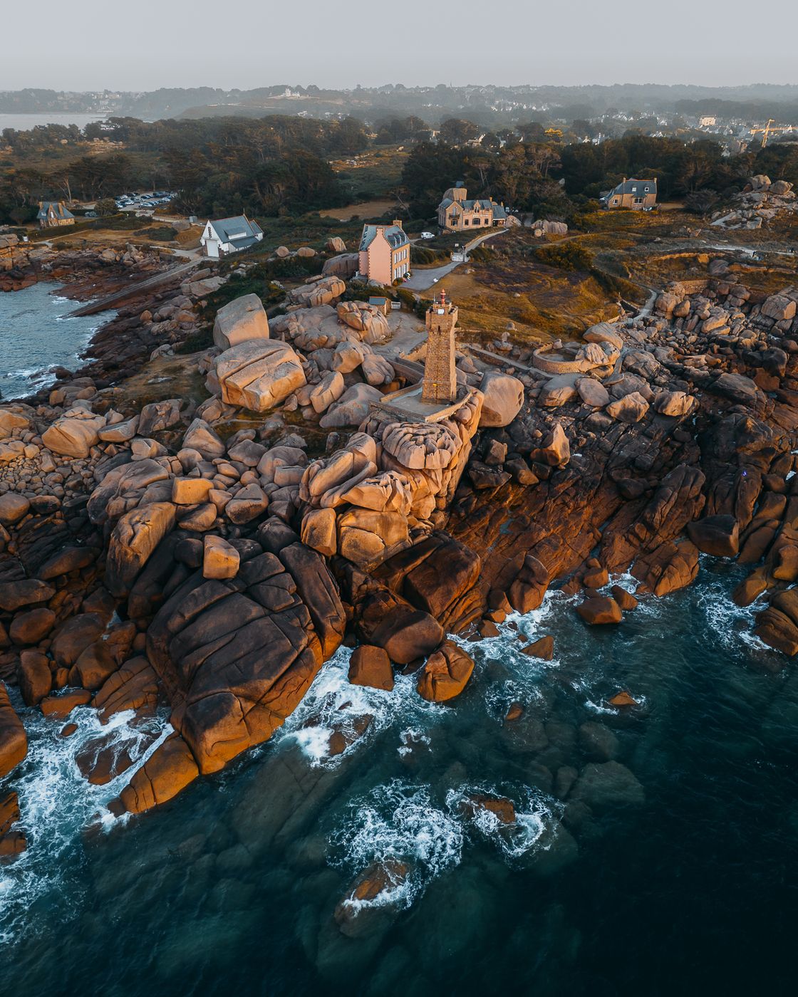 Phare de Mean Ruz, France