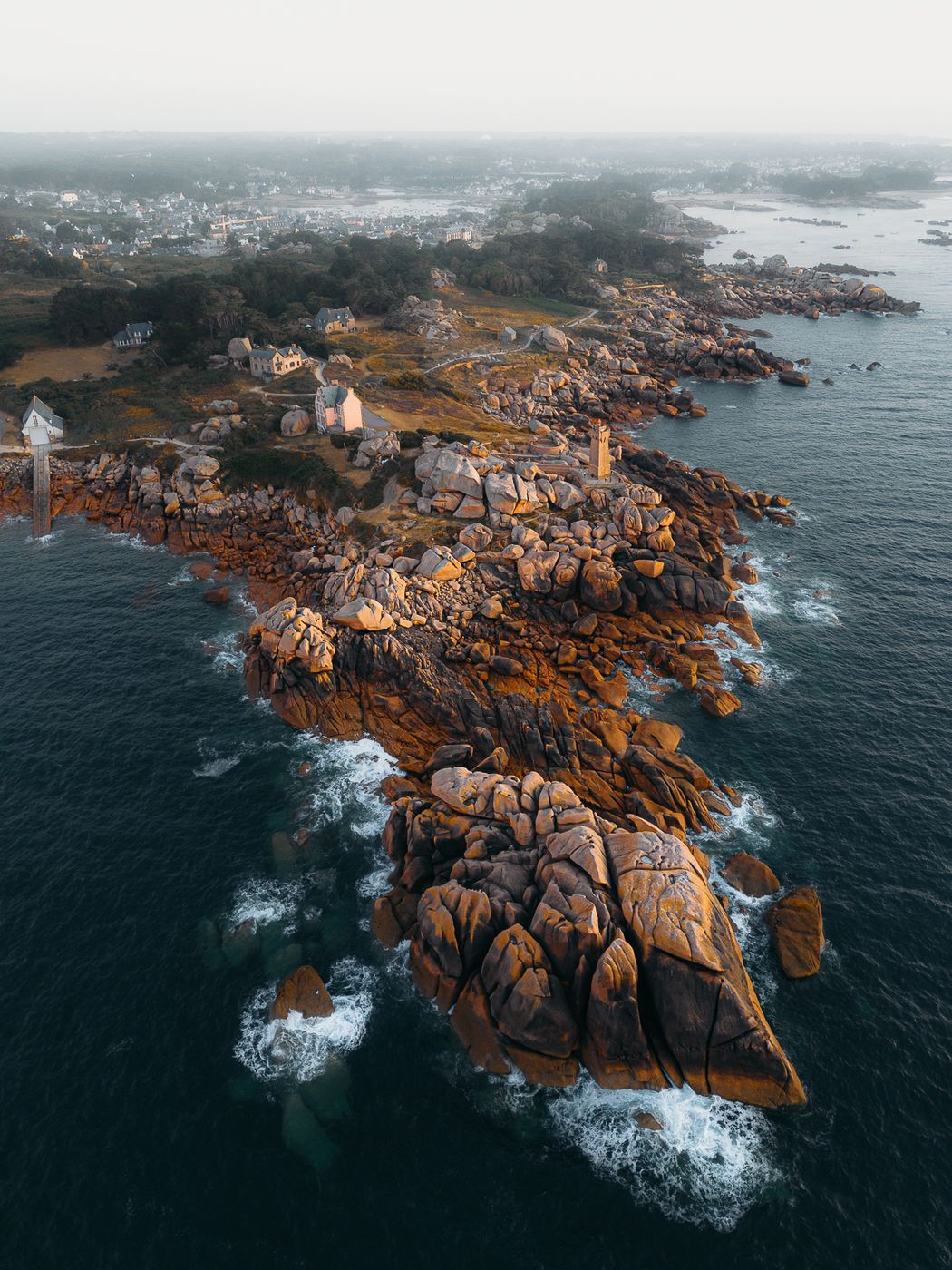 Phare de Mean Ruz, France