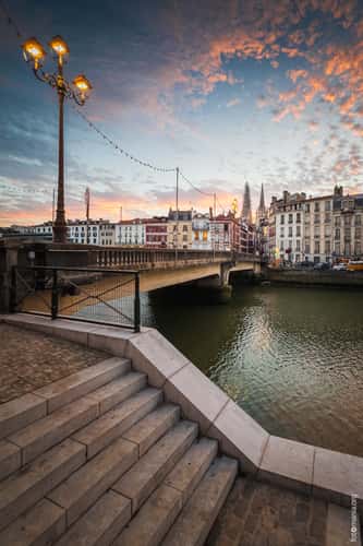 Pont Saint- Esprit