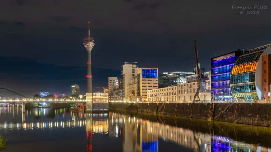 Rhine Tower, Düsseldorf