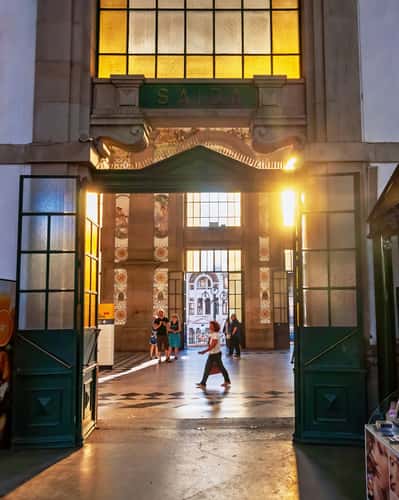 São Bento Train Station, Porto