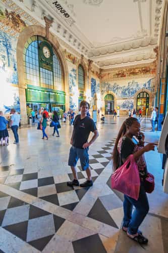 São Bento Train Station, Porto