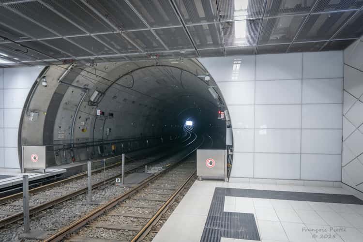 Wehrhahnlinie - U-Bahn-Station Pempelforter Straße, Düsseldorf