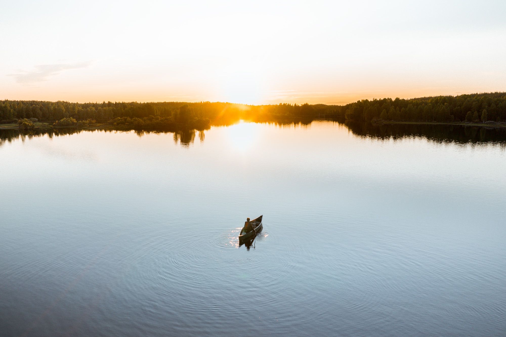 Canoeing in Jyrhämäjärvi, Rovaniemi, Finland