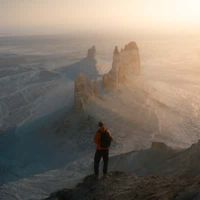 Dragon's Crest, Kazakhstan