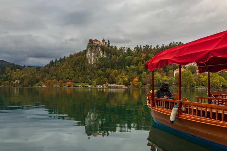 Lake Bled: boats and castle