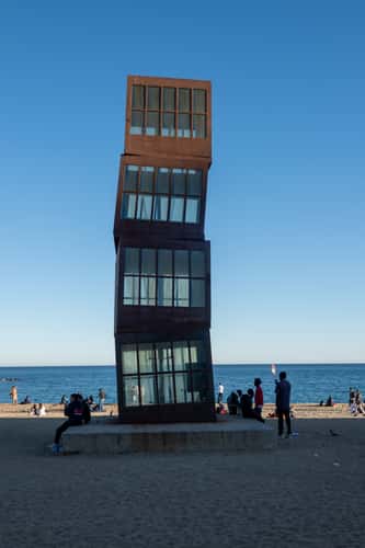 L'Estel Ferit, Rebecca Horn