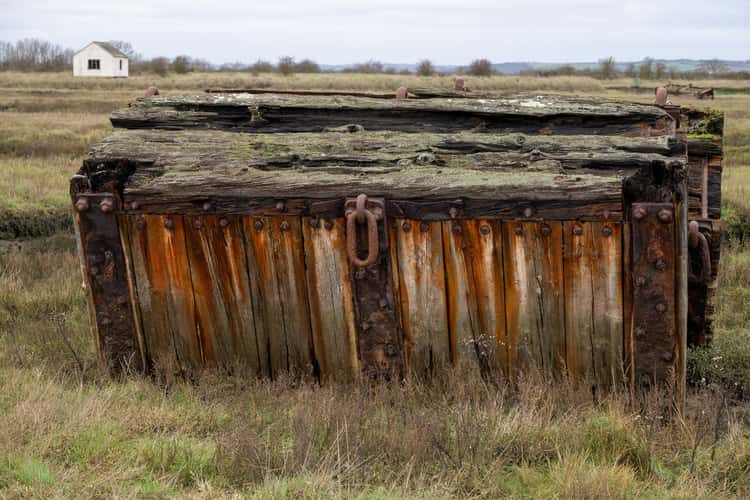 Lion Wharf - Oyster shed and buoys