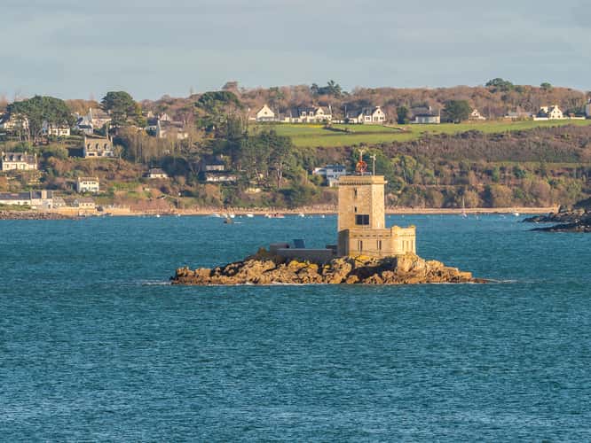 Louët island lighthouse