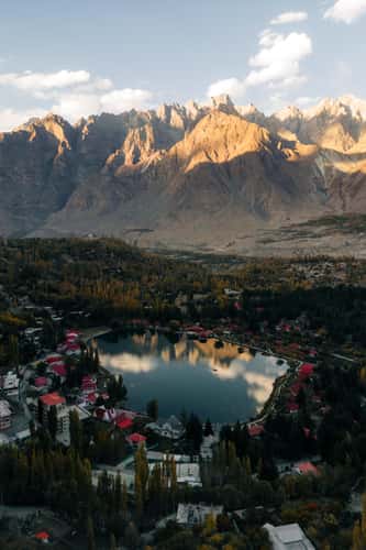 Lower Kachura Lake