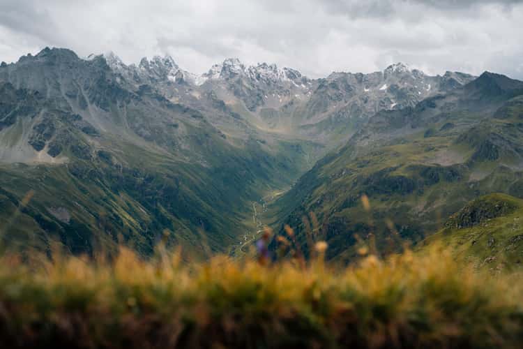 Madrisella – 360° Mountain View with Lake