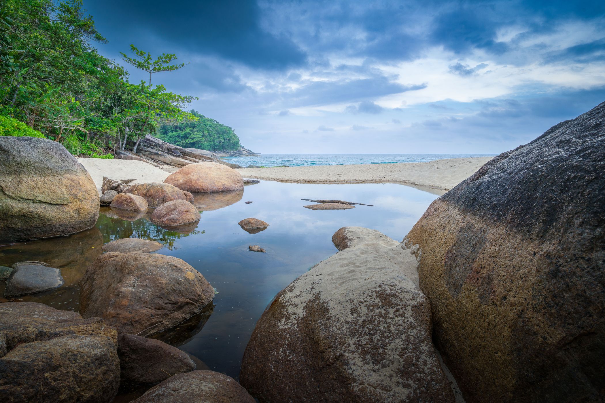 Pedra do Sofá, Brazil