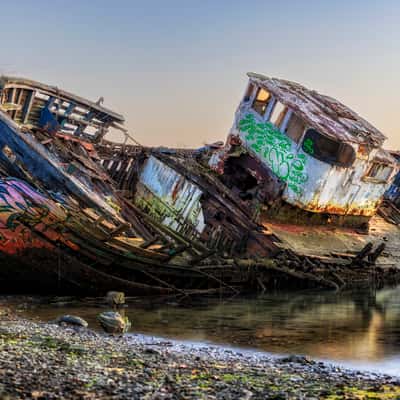 Quelmer boat graveyard, France