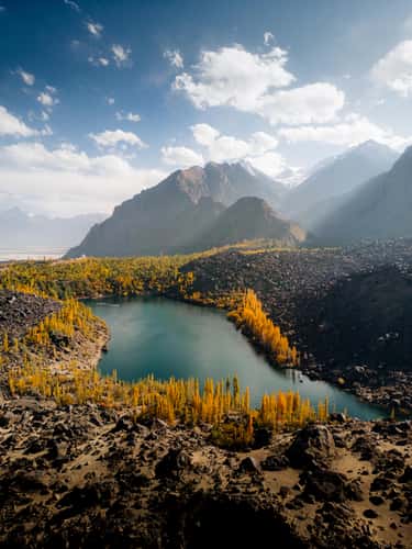 Upper Kachura Lake