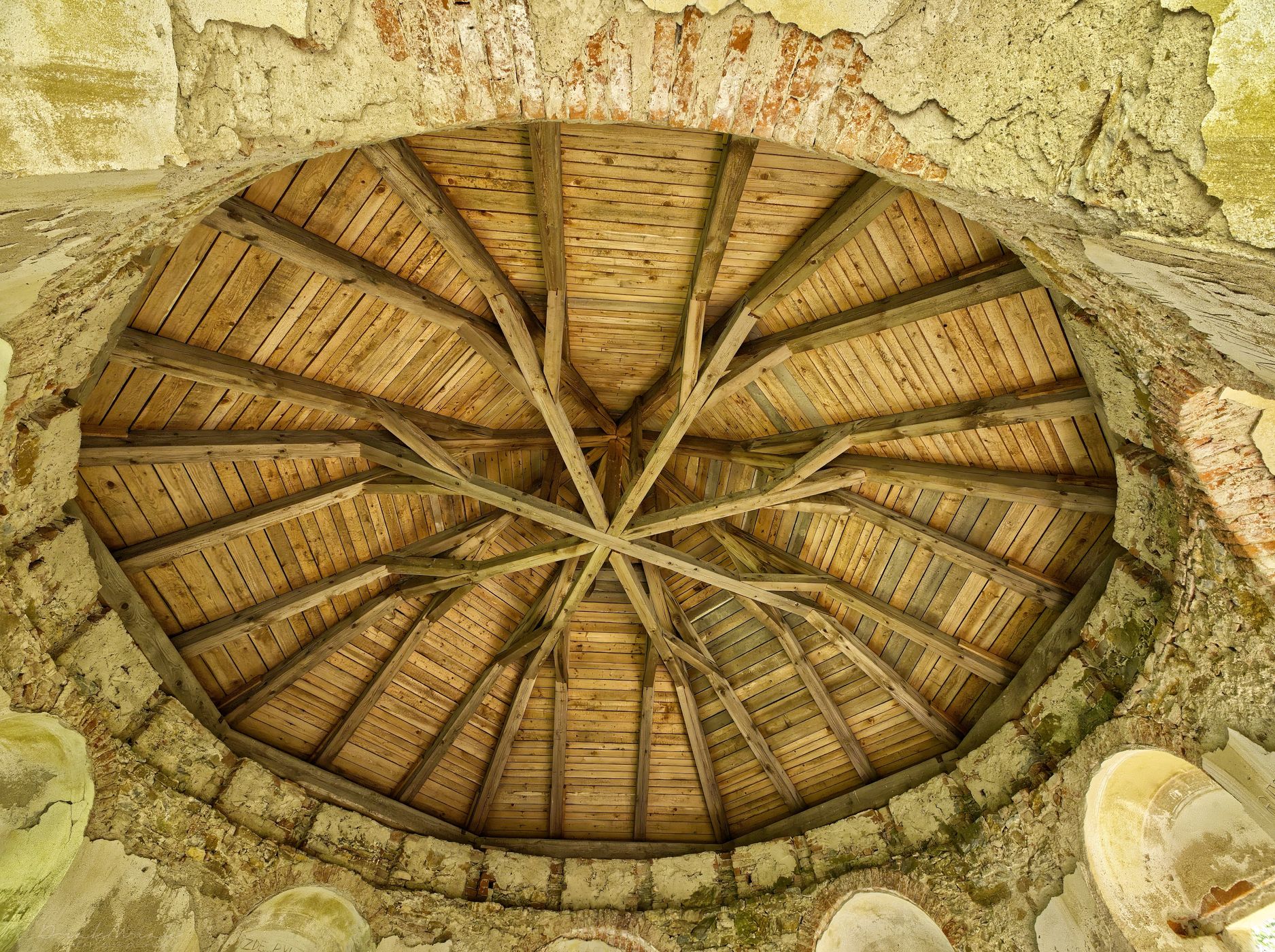 A classicist gazebo - Uherčice, Czech Republic
