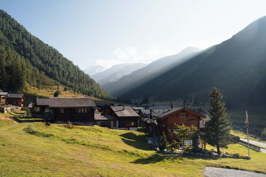 Get the exact geo-position for this spot: Valley Views