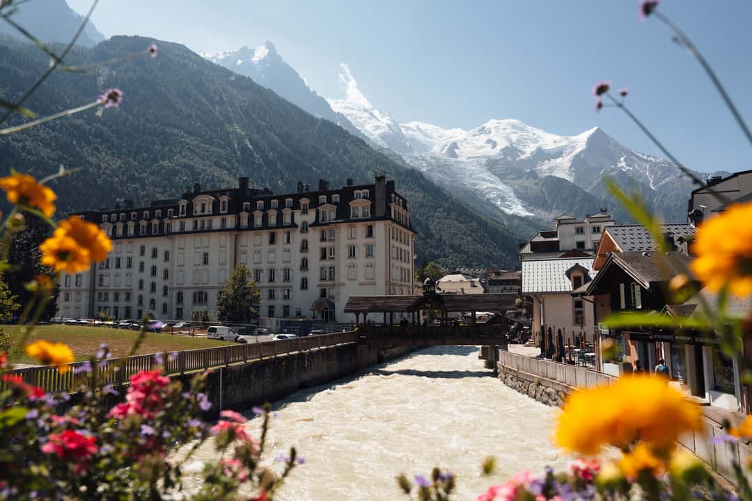 Get the exact geo-position for this spot: Mont Blanc View Chamonix
