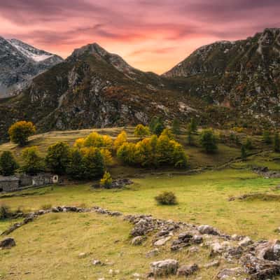 Baite all' Alba, Italy
