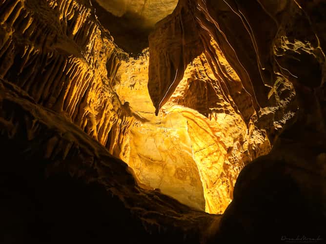 Balcarka cave