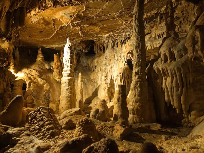 Balcarka cave