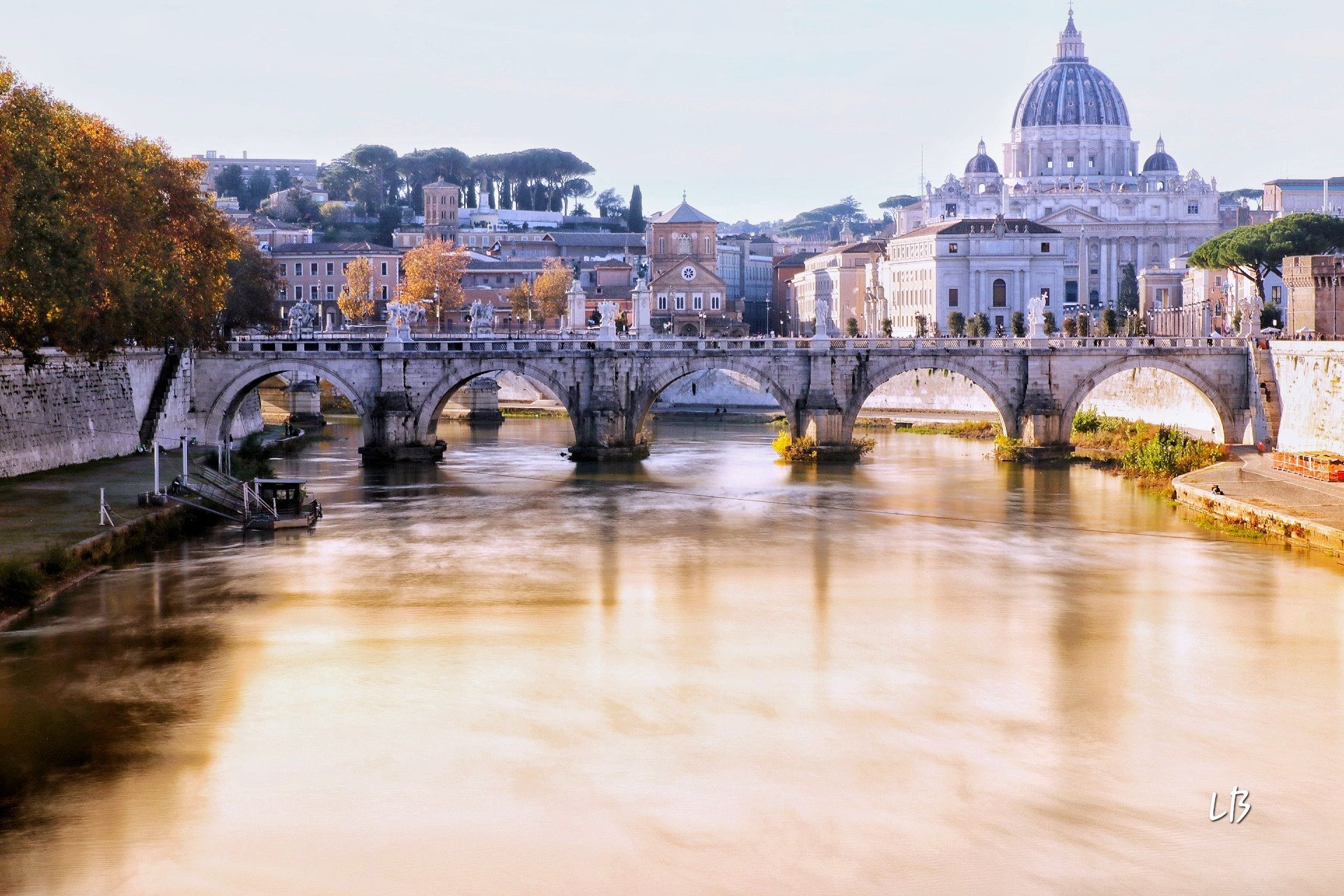 Basilica di San Pietro from Ponte Umberto I, Italy