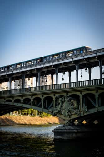 Bir Hakeim Bridge, Paris