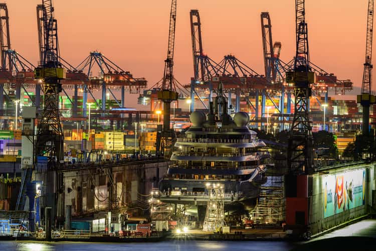 Blohm+Voss Dock vom Stintfang