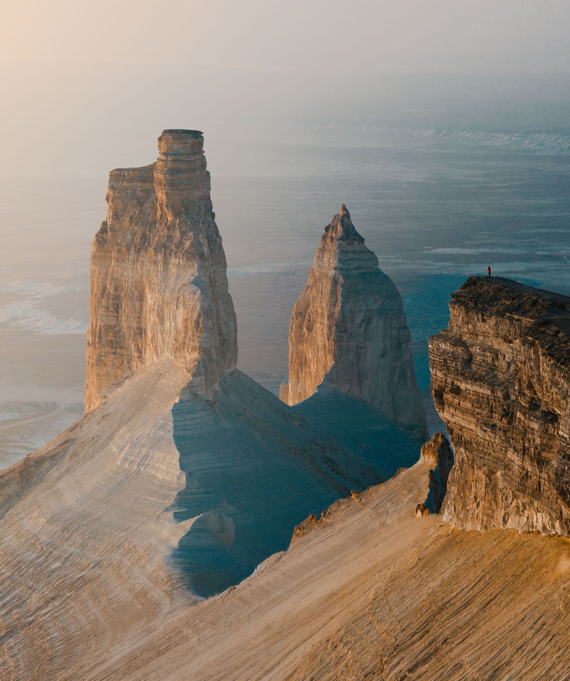 Bozhira Fangs Ridge (East Side), Kazakhstan