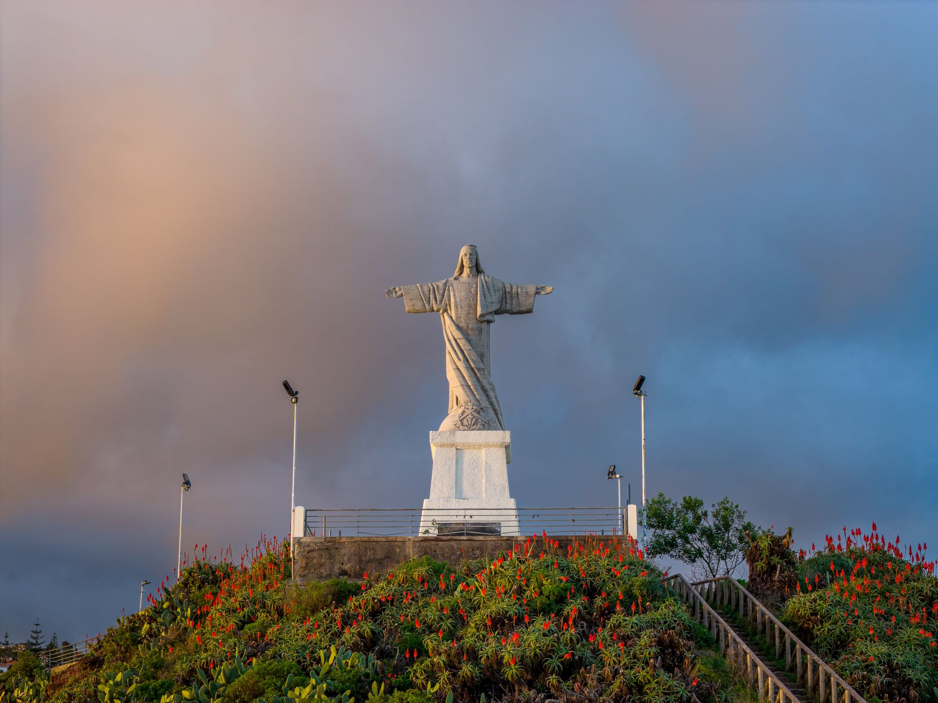 Cristo Rei da Ponta do Garajau, Portugal