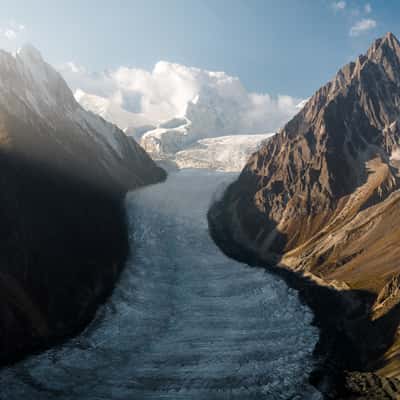 Hoppar Valley Glacier, China